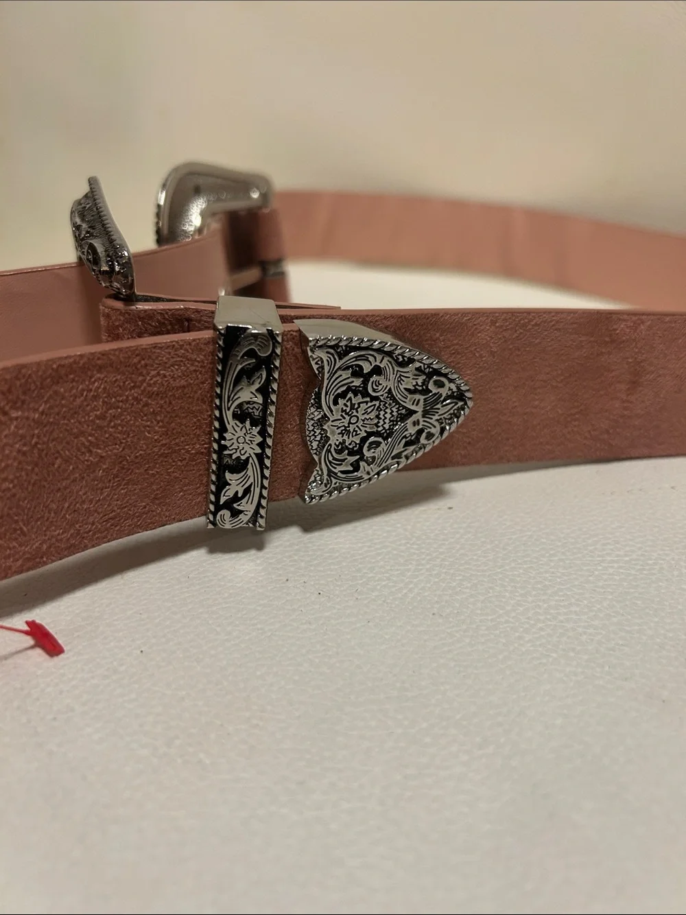 Western Double-Buckle Suede Waist Belt in Dusty Rose. New !